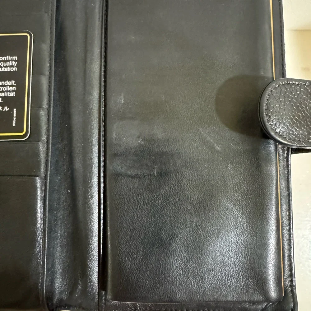 CHANEL Black Caviar Leather Wallet - Picture 12 of 16